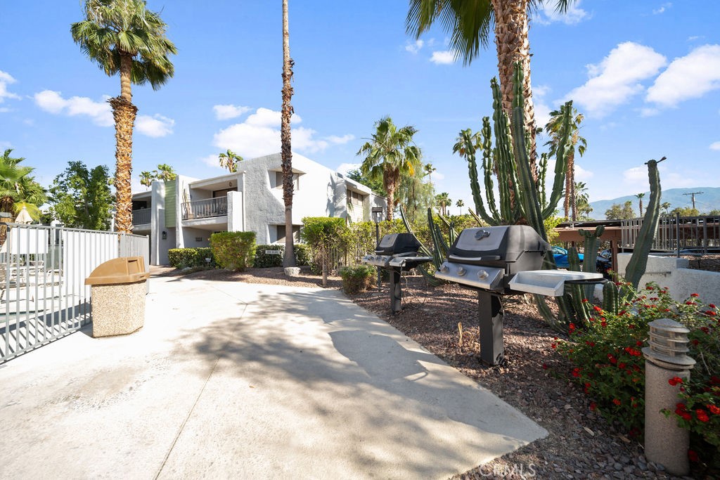 3155 Ramon Road, Unit 601 Palm Springs, CA 92264 - Photo 7 of 35