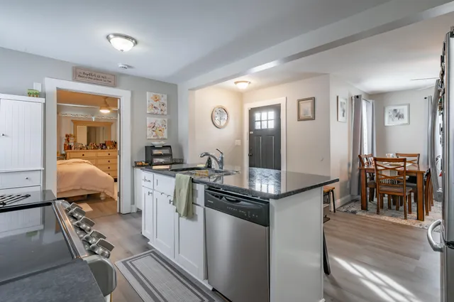 $479,000 | 371 Loudon Road, Concord, NH 03301