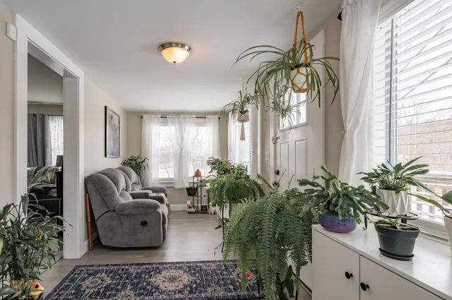 $479,000 | 371 Loudon Road, Concord, NH 03301