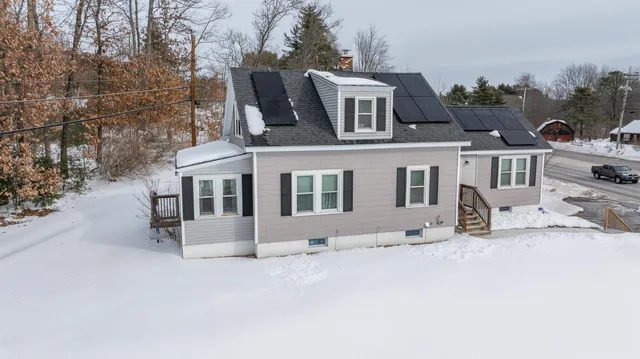 $479,000 | 371 Loudon Road, Concord, NH 03301