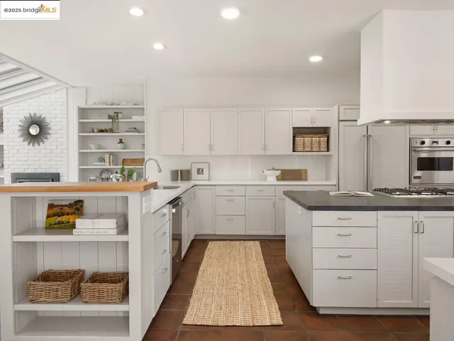 $5,500,000 | 120 Hazel Lane, Piedmont, CA 94611