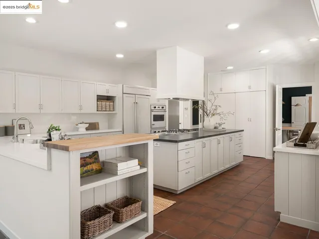 $5,500,000 | 120 Hazel Lane, Piedmont, CA 94611