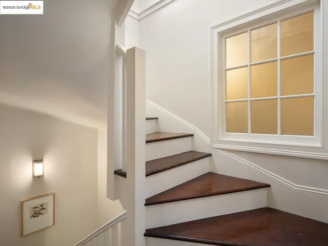 $5,500,000 | 120 Hazel Lane, Piedmont, CA 94611