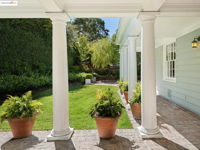 $5,500,000 | 120 Hazel Lane, Piedmont, CA 94611