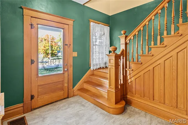 $249,000 | 918 Fifth Street, Carrollton, IL 62016