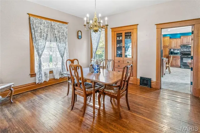 $249,000 | 918 Fifth Street, Carrollton, IL 62016