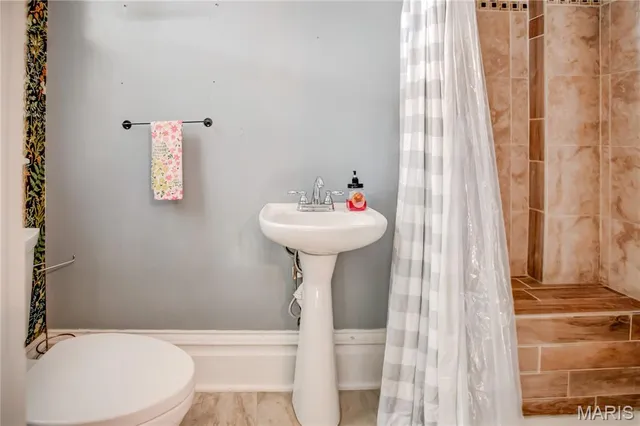 $249,000 | 918 Fifth Street, Carrollton, IL 62016