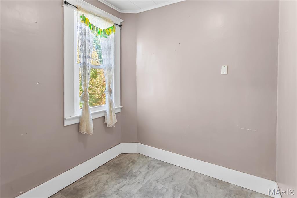 918 Fifth Street Carrollton, IL 62016 - Photo 42 of 80