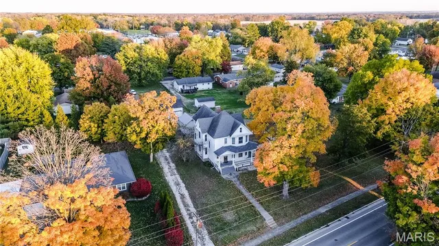 $249,000 | 918 Fifth Street, Carrollton, IL 62016