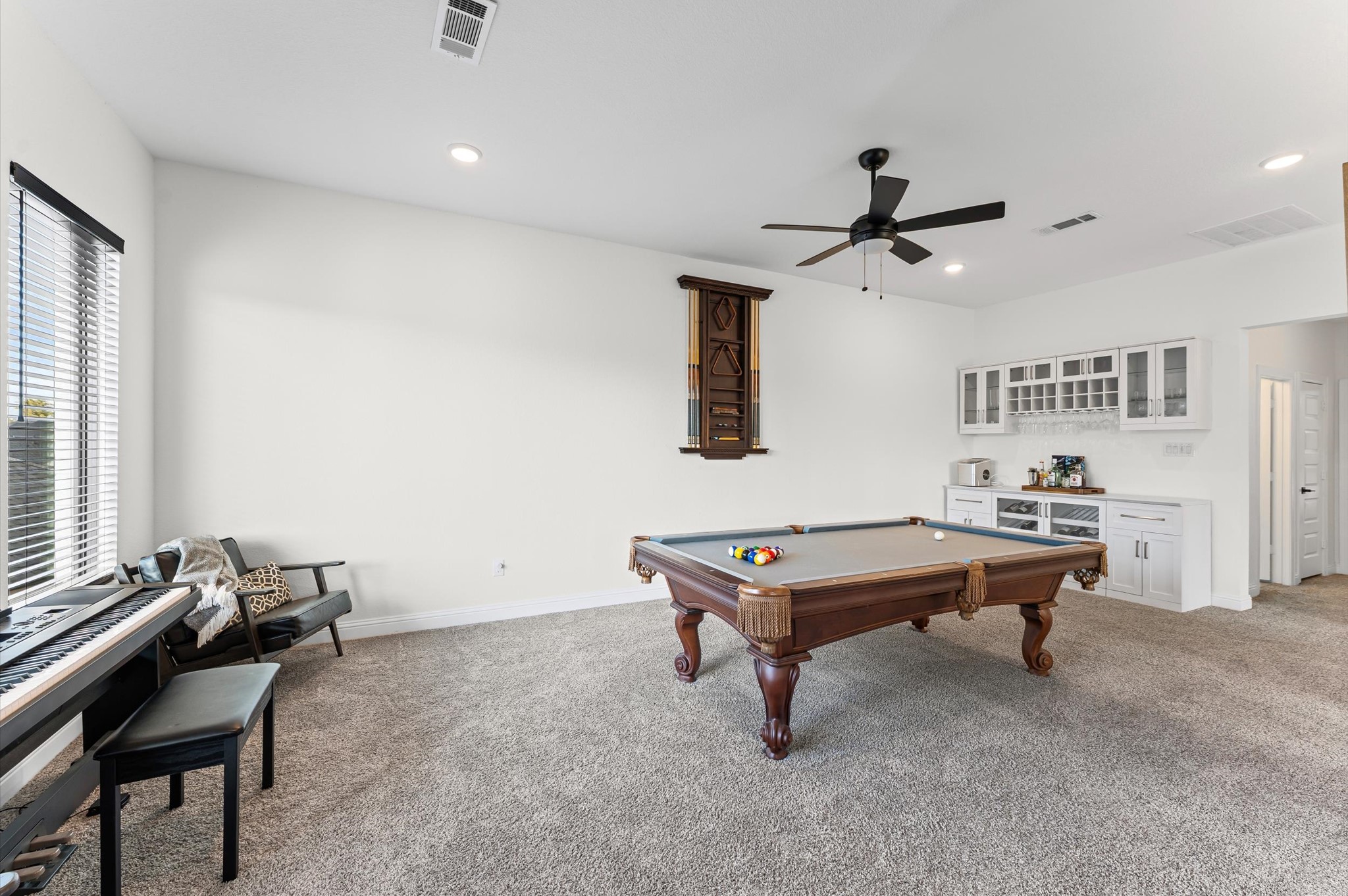 15470 Ringbill Way Magnolia, TX 77354 - Photo 30 of 50 a room with table chairs and windows