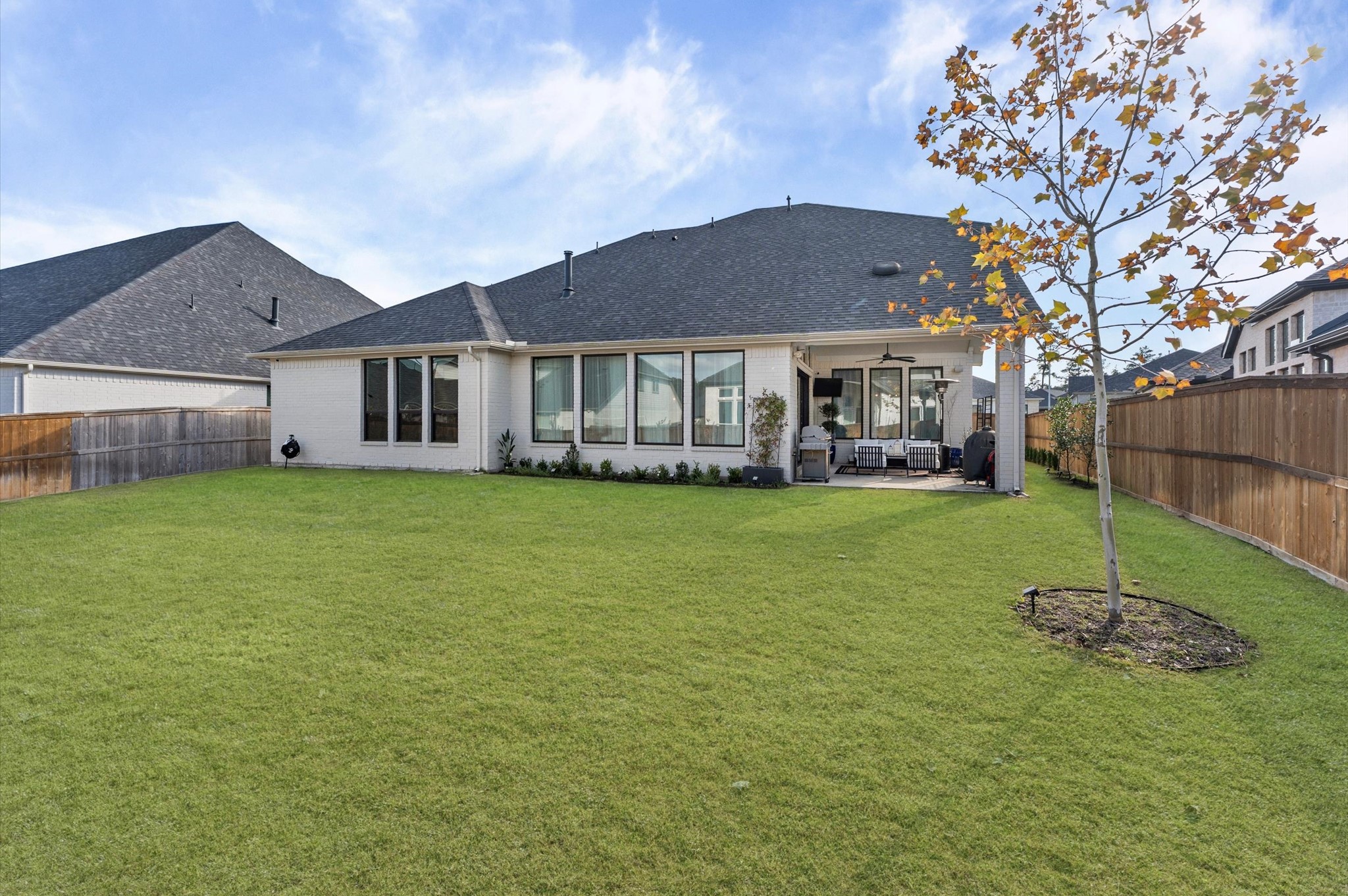 15470 Ringbill Way Magnolia, TX 77354 - Photo 44 of 50 a front view of a house with garden