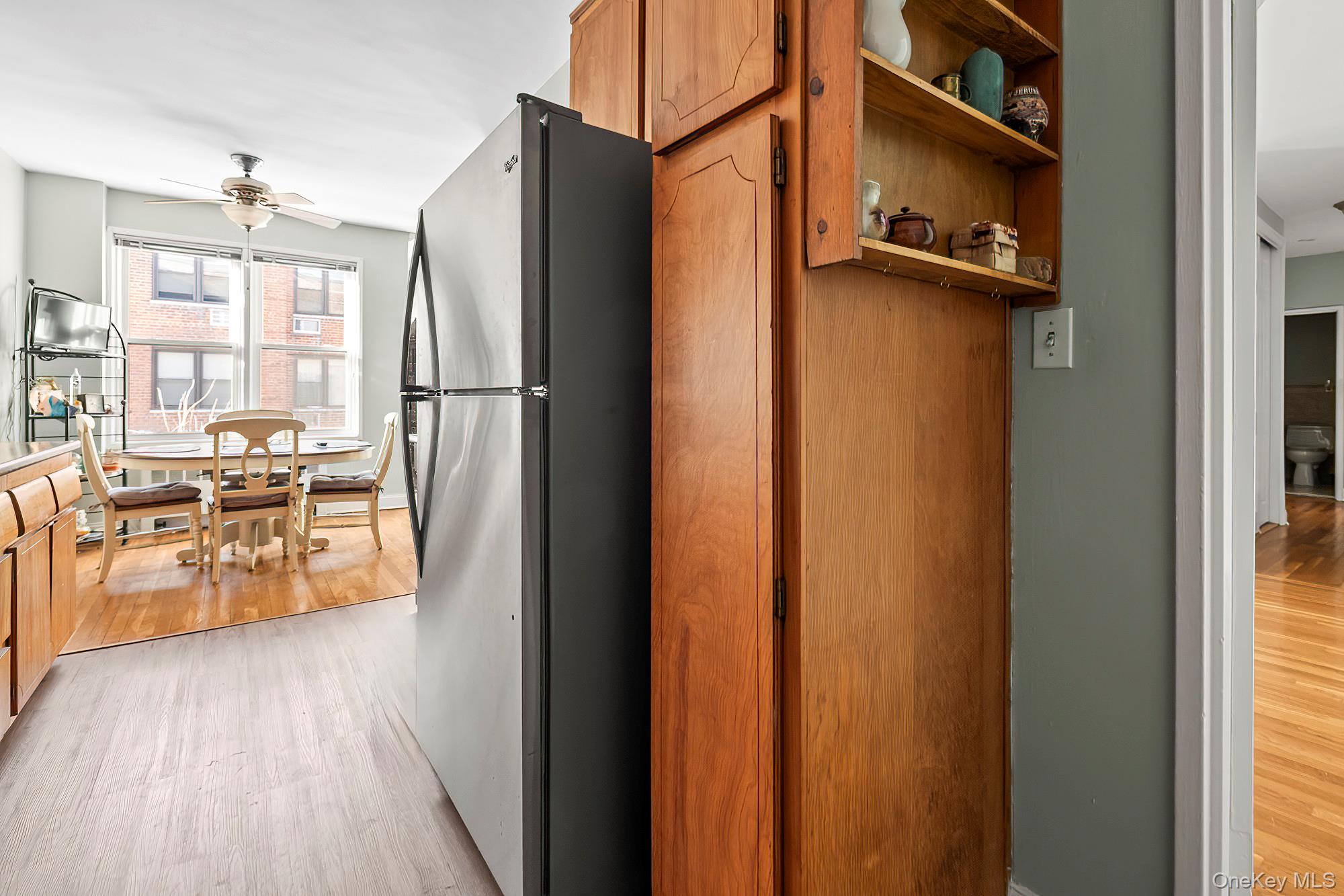 1015 Old Boston Post Road, Unit 2H Mamaroneck, NY 10543 - Photo 11 of 23 Kitchen