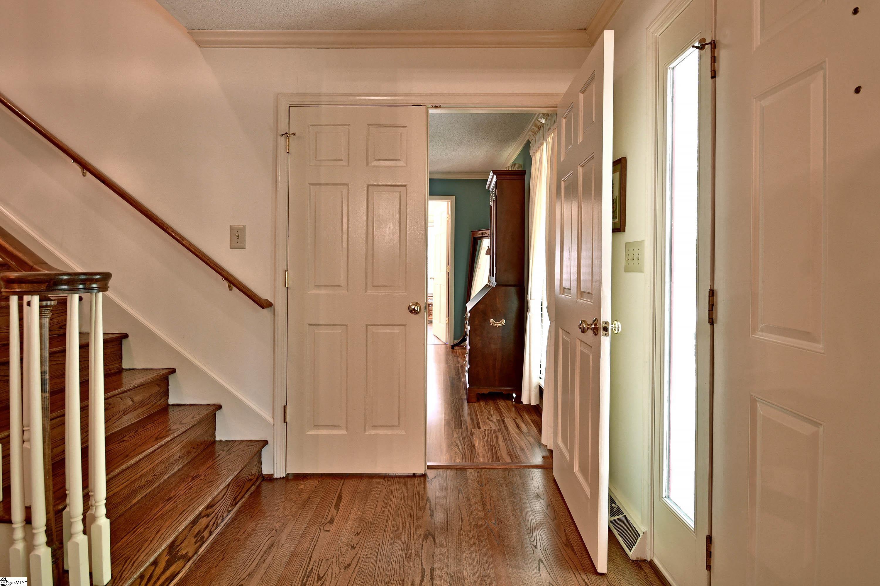 302 Inverness Way Easley, SC 29642 - Photo 7 of 38 Gallery Image 7