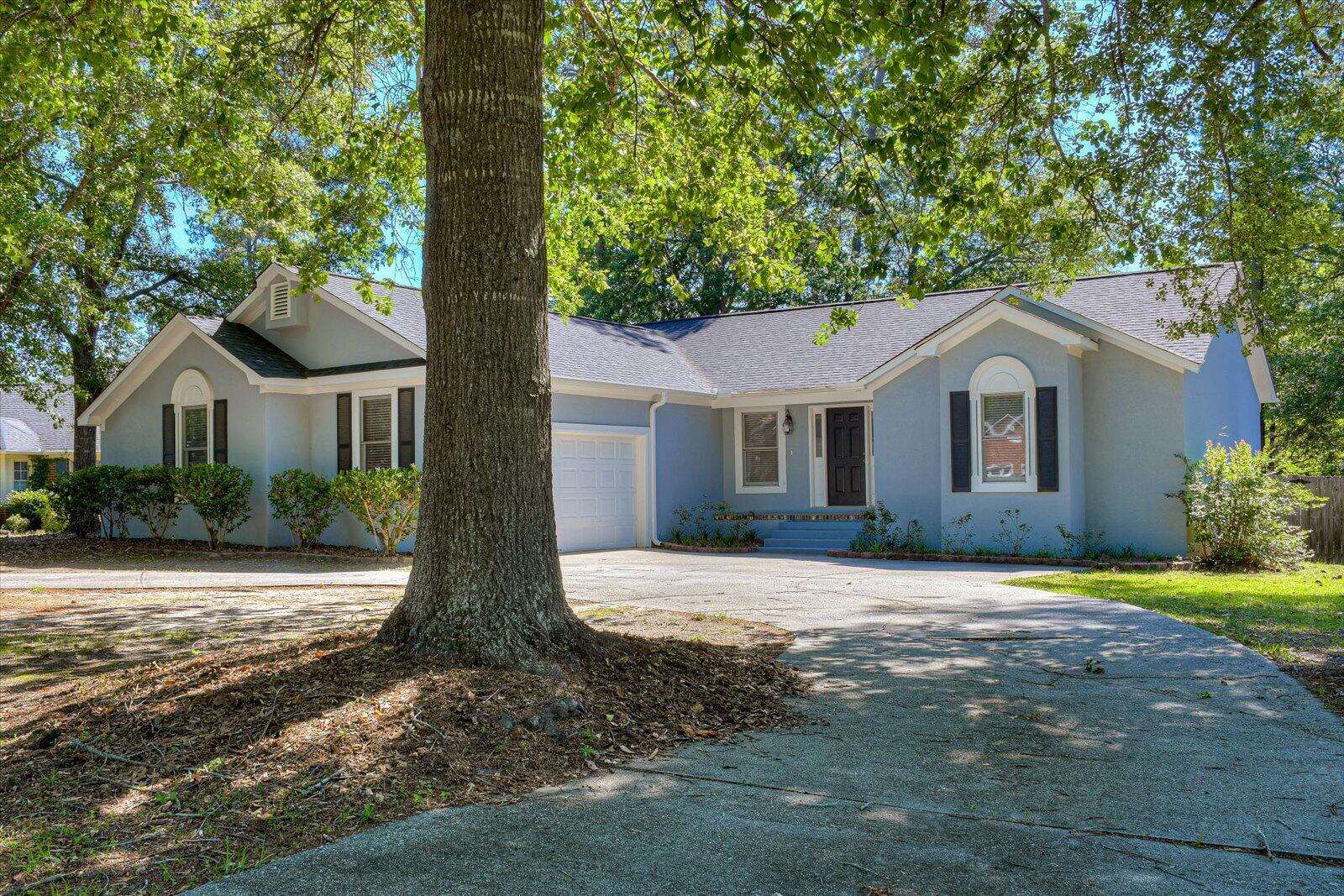 4724 Brookgreen Road Martinez, GA 30907 - Photo 3 of 33 3-103