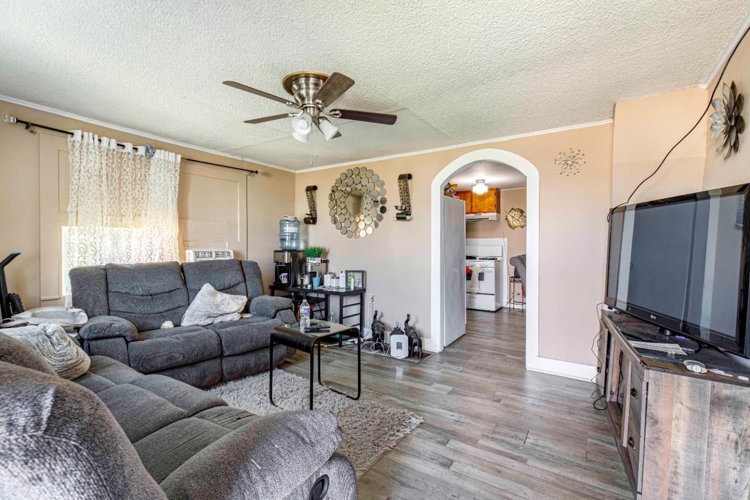 545 El Roya Avenue Modesto, CA 95354 - Photo 7 of 43