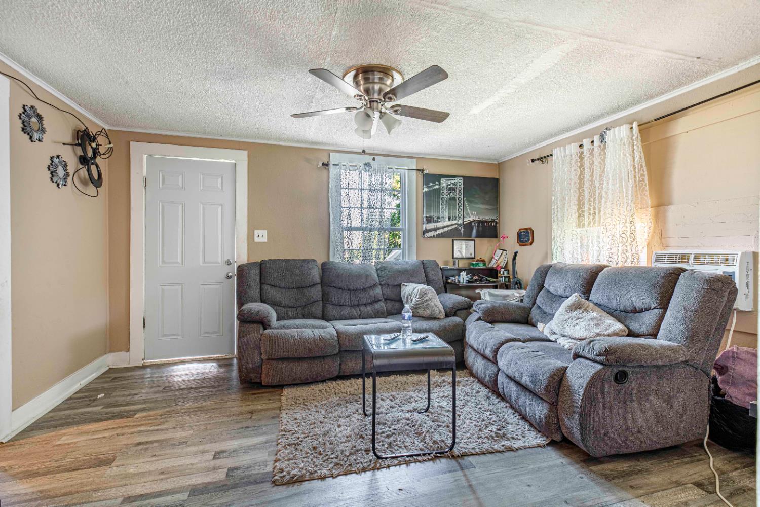 545 El Roya Avenue Modesto, CA 95354 - Photo 8 of 43