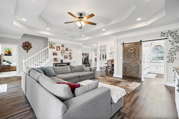 $749,900 | 2175 Jim Taylor Road, Woodlawn, TN 37191