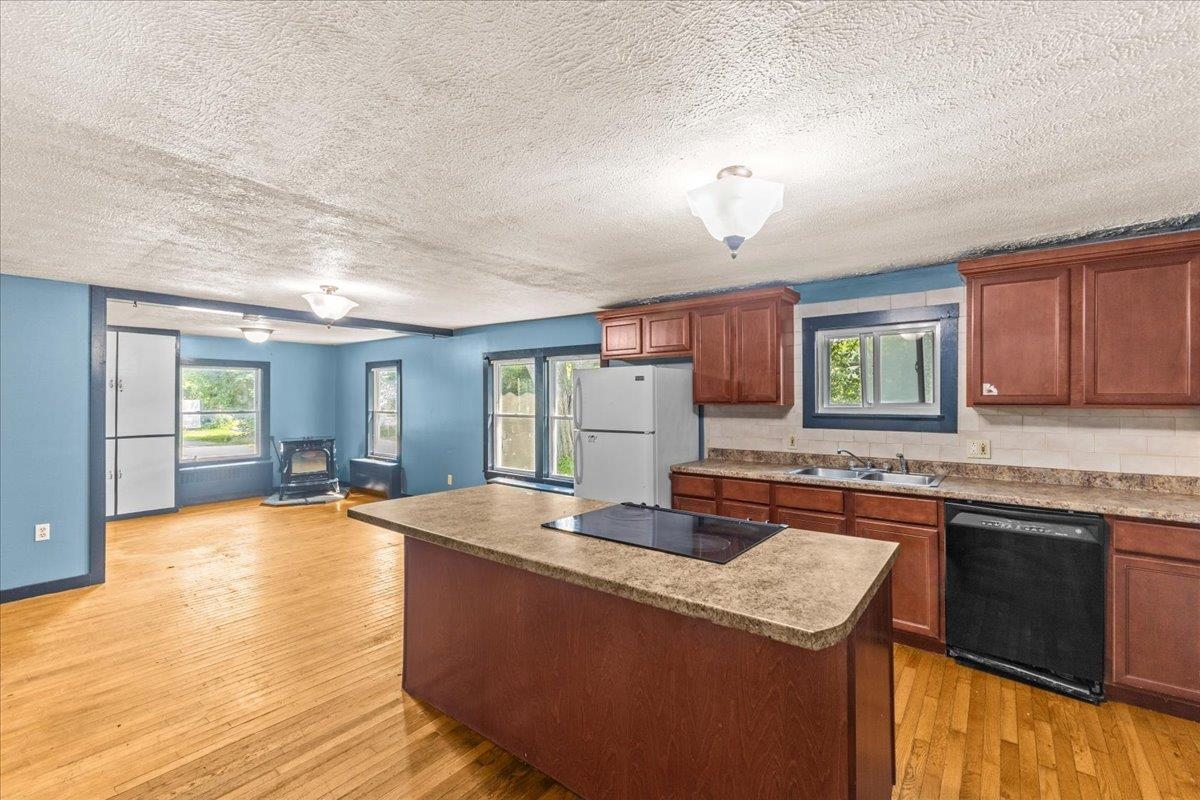 72 North Elm Street St. Albans, VT 05478 - Photo 23 of 29