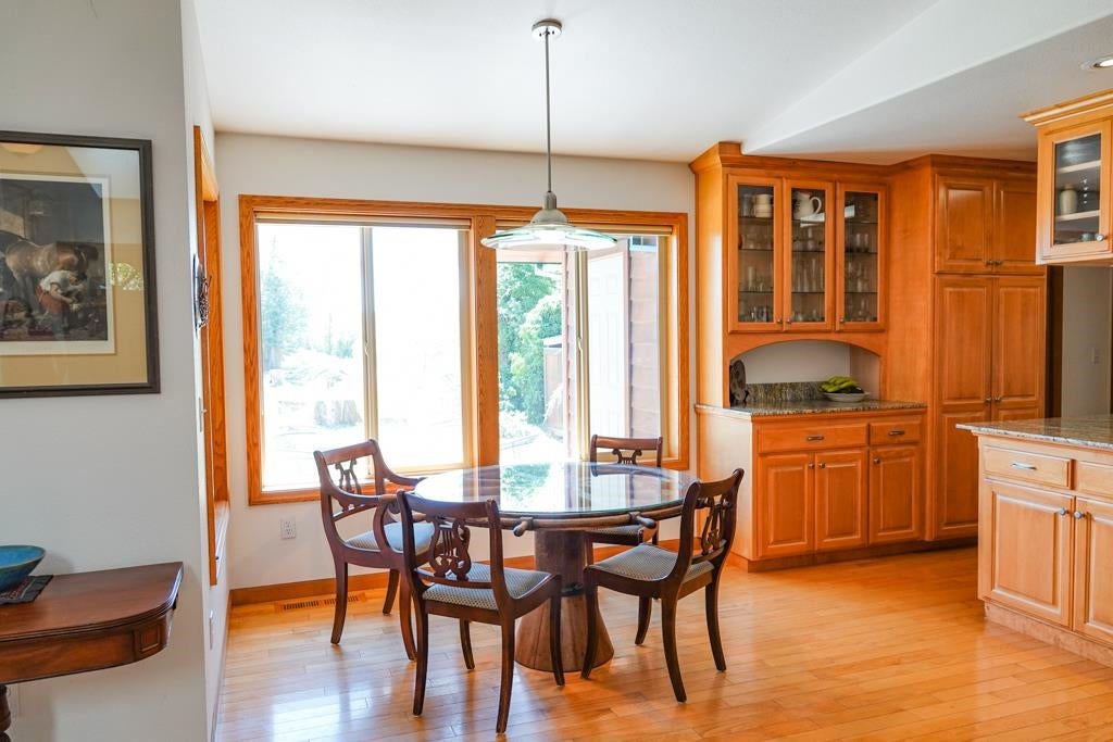 4721 Oberlin Road Montague, CA 96064 - Photo 9 of 27 Gallery Image 9