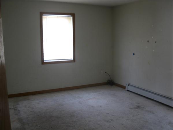 129 Champlain Street Springfield, MA 01151 - Photo 8 of 15 Gallery Image 8