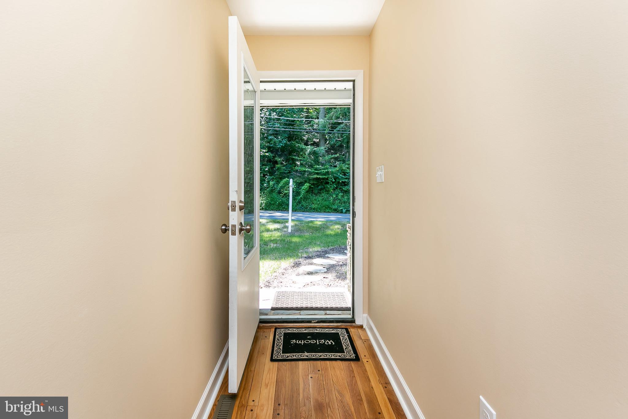 1830 Hillside Road Stevenson, MD 21153 - Photo 4 of 46 Gallery Image 4