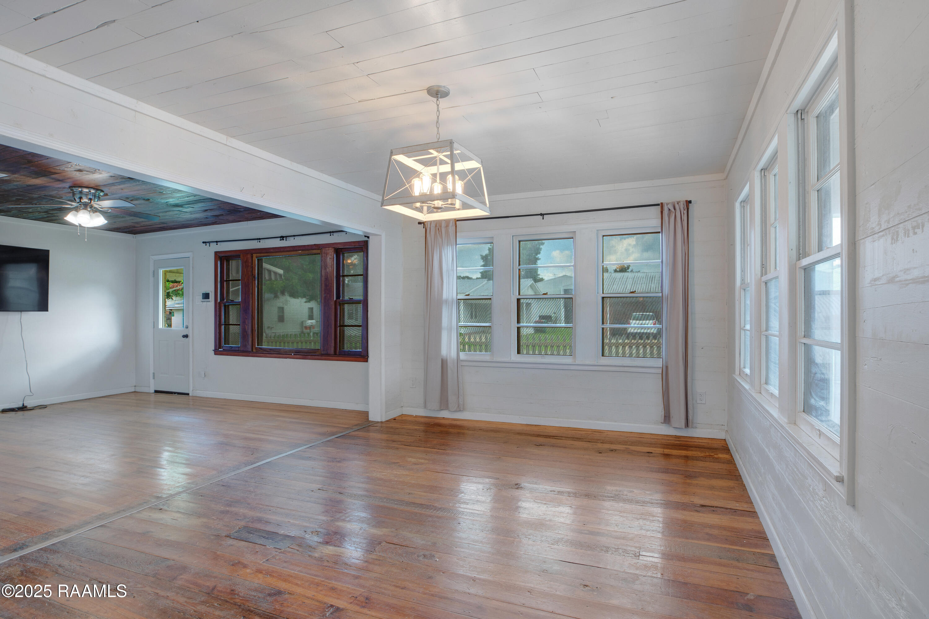 200 Rayland Street Lafayette, LA 70506 - Photo 2 of 19 IMG_6696