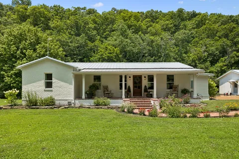 $1,579,000 | 8188 Shoals Branch Road, Primm Springs, TN 38476