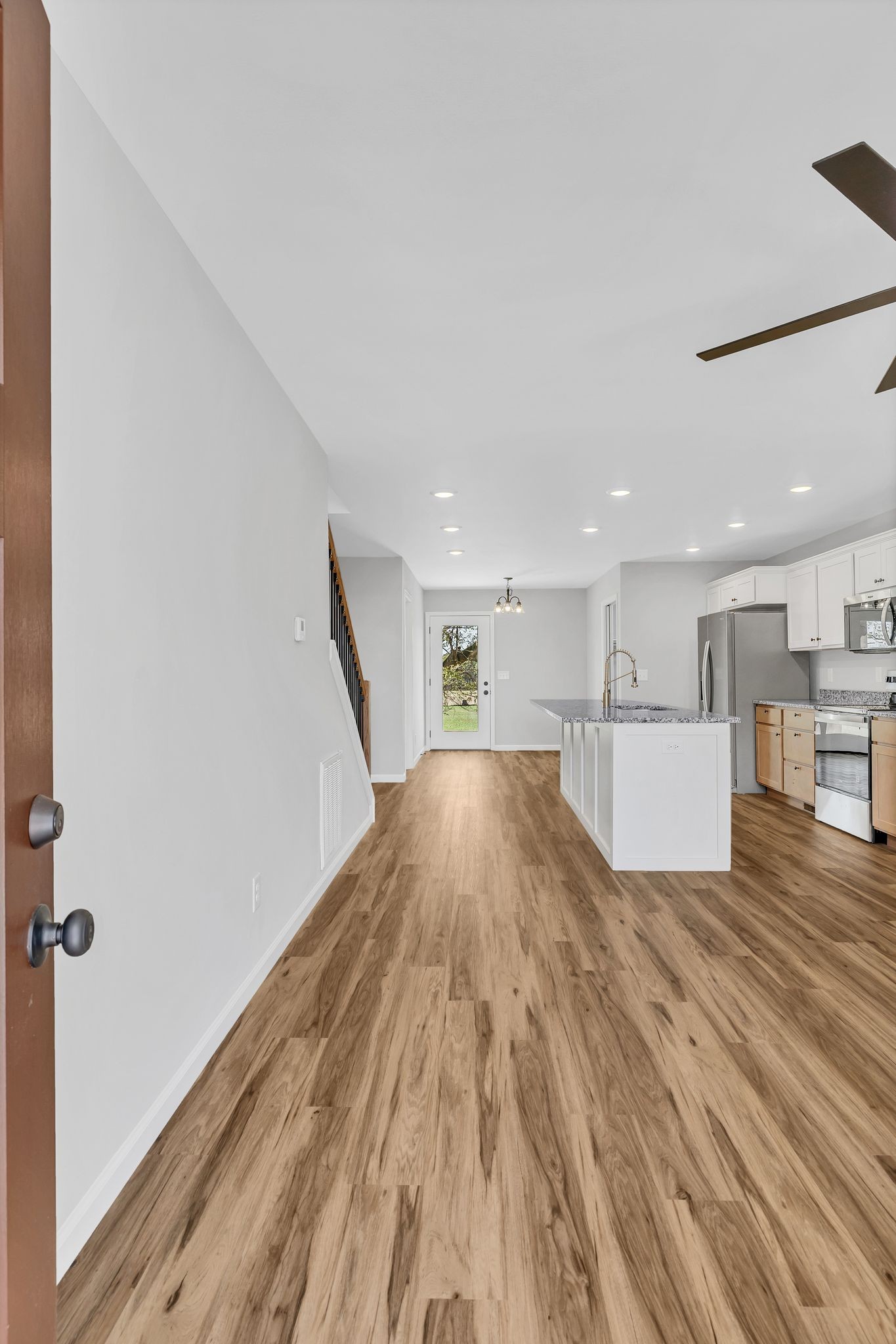 25 Glasner Lane Winchester, TN 37398 - Photo 5 of 32 a view of empty room with wooden floor