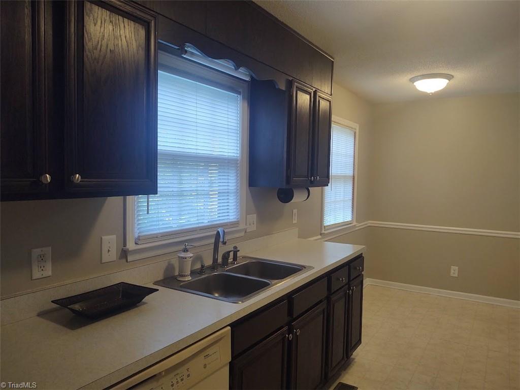 4804 Coltsfoot Road Greensboro, NC 27455 - Photo 10 of 45 Gallery Image 10