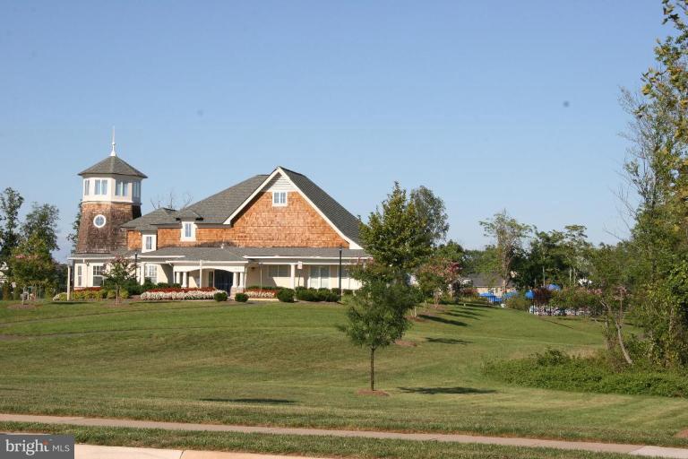 9009 Ribbon Falls Loop Bristow, VA 20136 - Photo 23 of 28 Community Pool 1