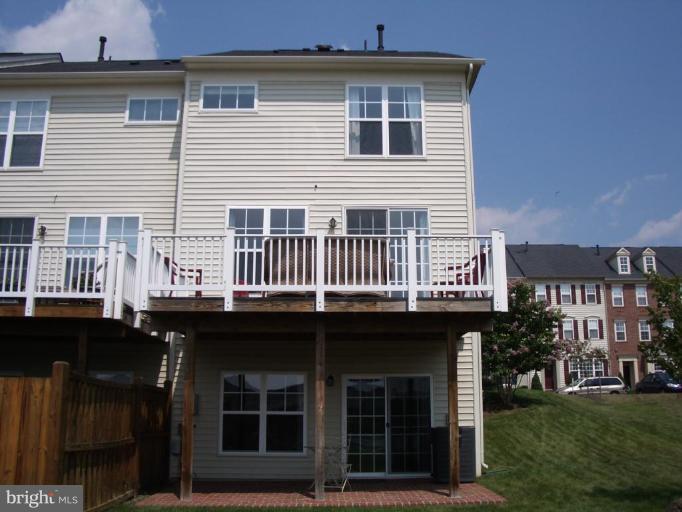 9009 Ribbon Falls Loop Bristow, VA 20136 - Photo 28 of 28 Exterior (Rear)