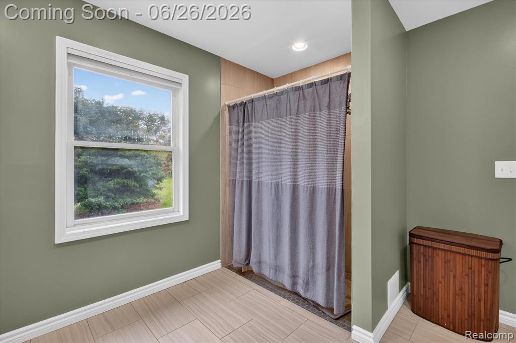 8114 Chilson Road Pinckney, MI 48169 - Photo 14 of 32