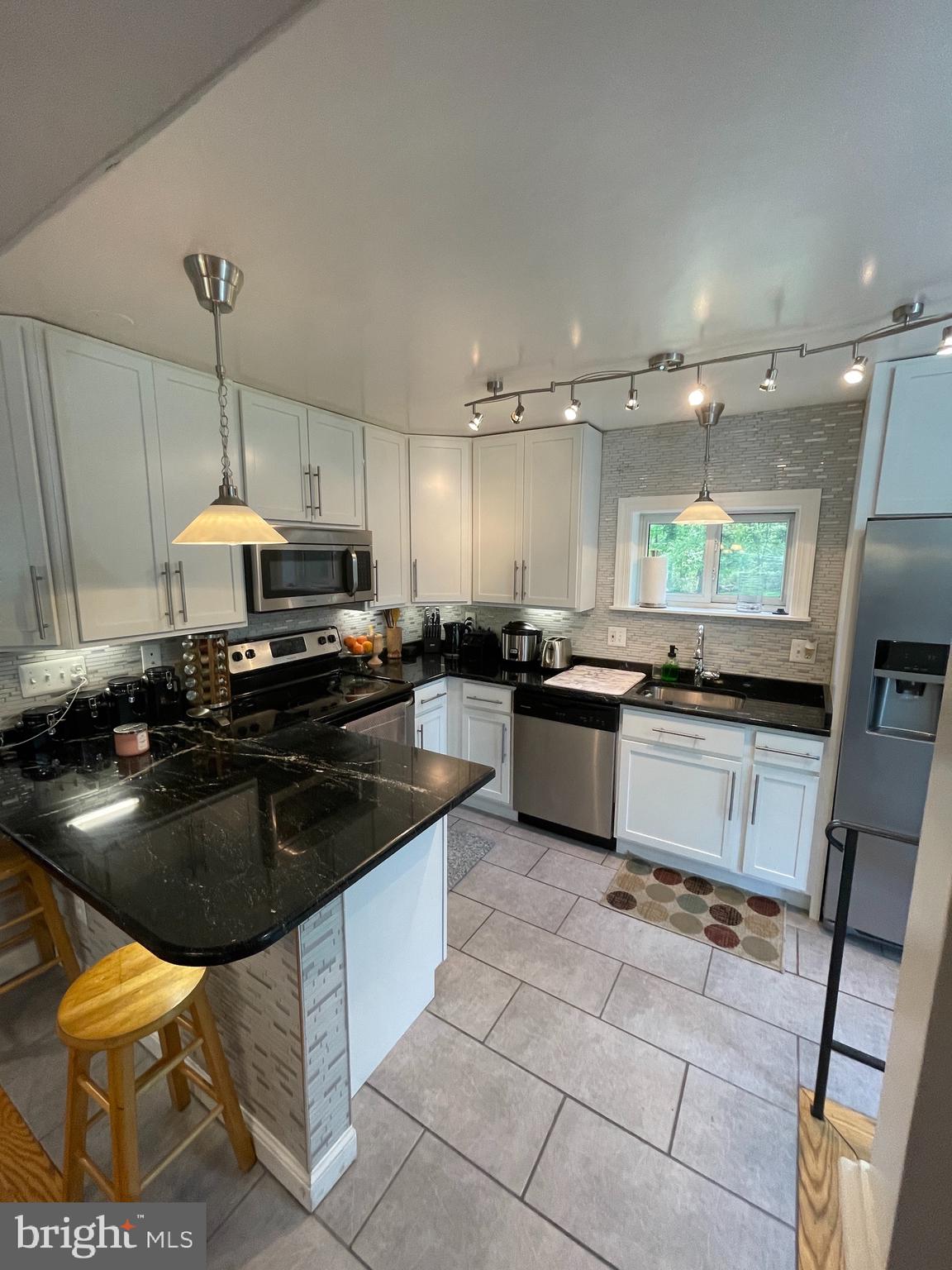 6303 Woodley Road Clinton, MD 20735 - Photo 13 of 31