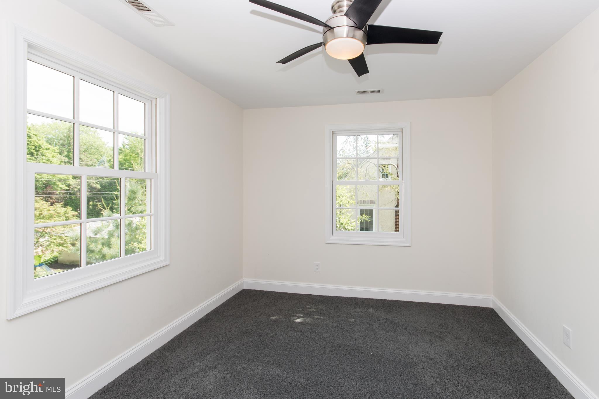 208 Cedarcroft Road Baltimore, MD 21212 - Photo 22 of 26 SW Bedroom