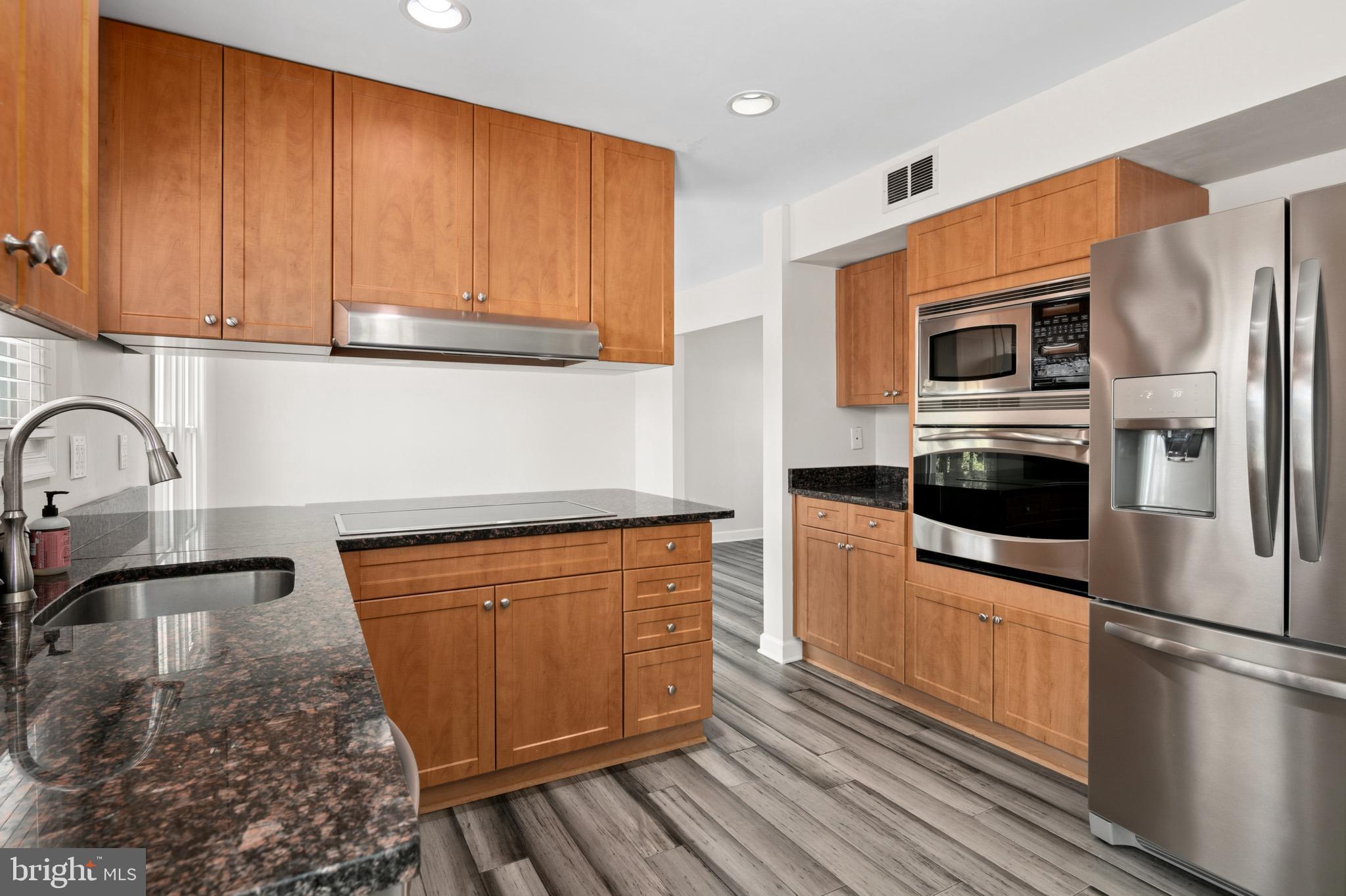 8304 Timber Brook Lane Springfield, VA 22153 - Photo 4 of 61