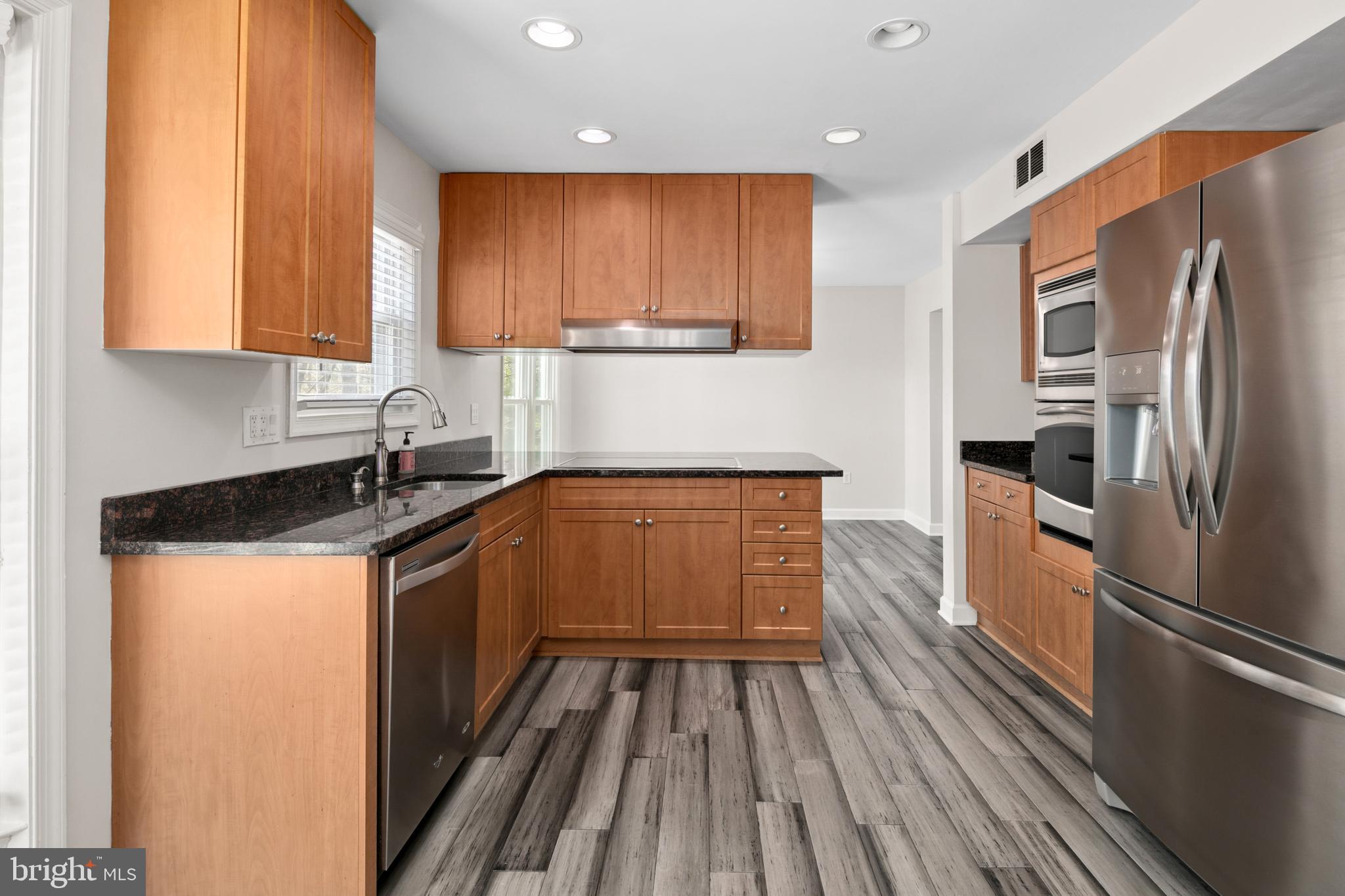 8304 Timber Brook Lane Springfield, VA 22153 - Photo 7 of 61