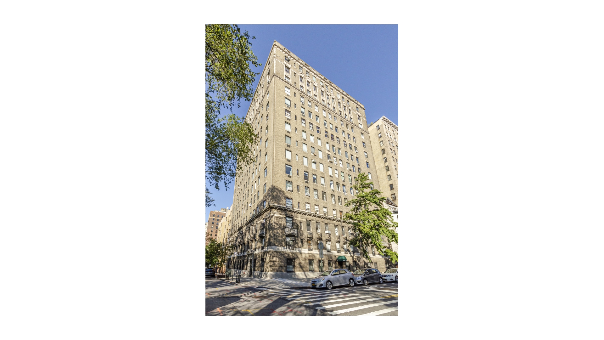 340 Riverside Drive, Unit 6D Manhattan, NY 10025 - Photo 24 of 26 a view of a room with a lot of a clock