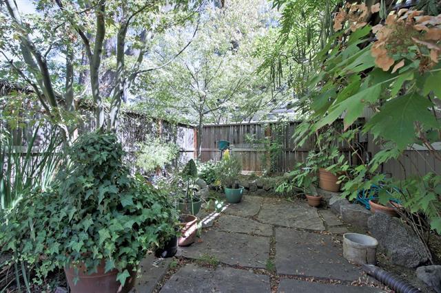 11 Farm Road Los Altos, CA 94024 - Photo 15 of 17
