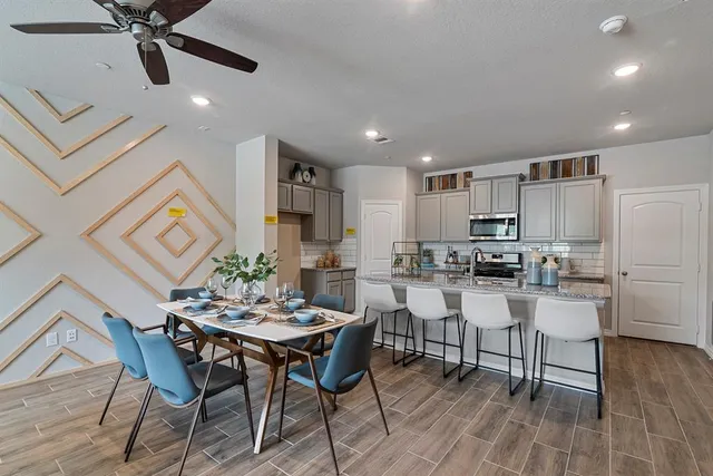 $314,990 | 234 Wagon Spoke Way, Unit 17, Fort Worth, TX 76120