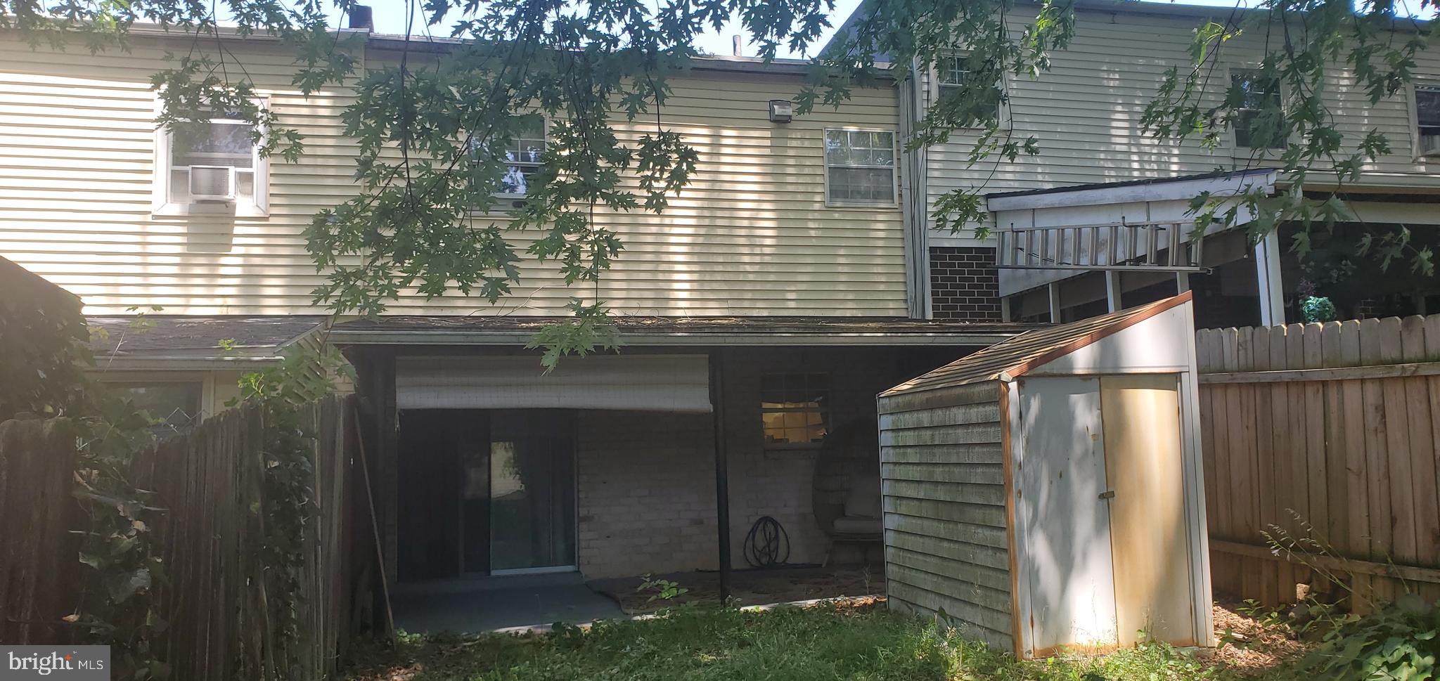839 Rabbit Lane Reading, PA 19606 - Photo 3 of 23