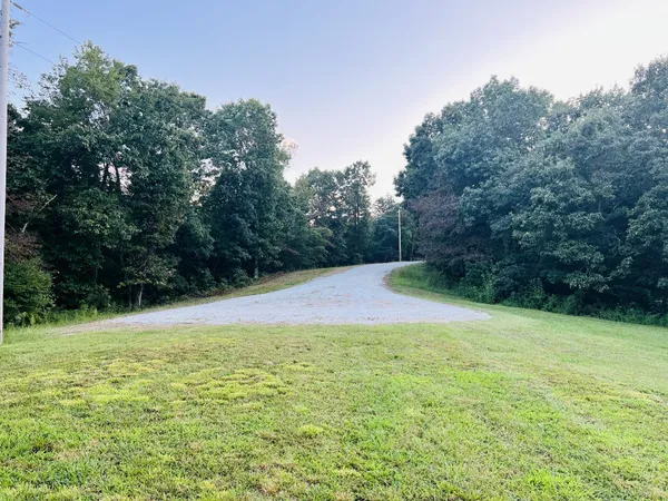 $75,000 | 545 Deepwood Drive, Waverly, TN 37185
