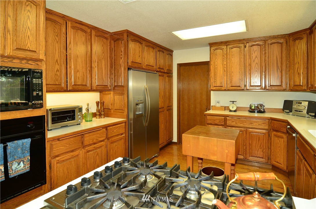 11613 Langworthy Road Southwest Rochester, WA 98579 - Photo 14 of 25