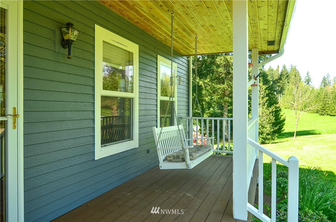 11613 Langworthy Road Southwest Rochester, WA 98579 - Photo 8 of 25
