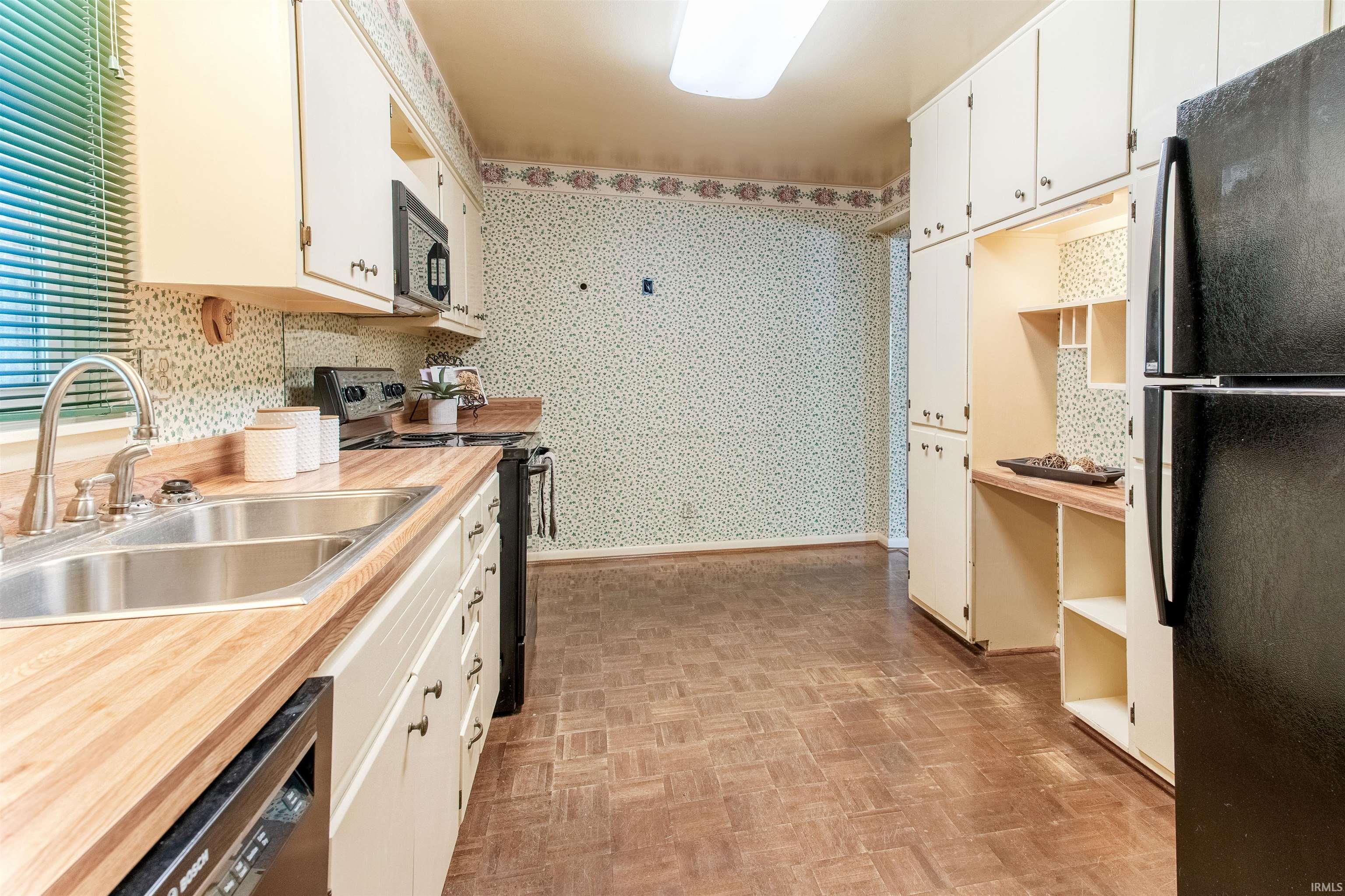 6077 Grand River Road Newburgh, IN 47630 - Photo 8 of 22