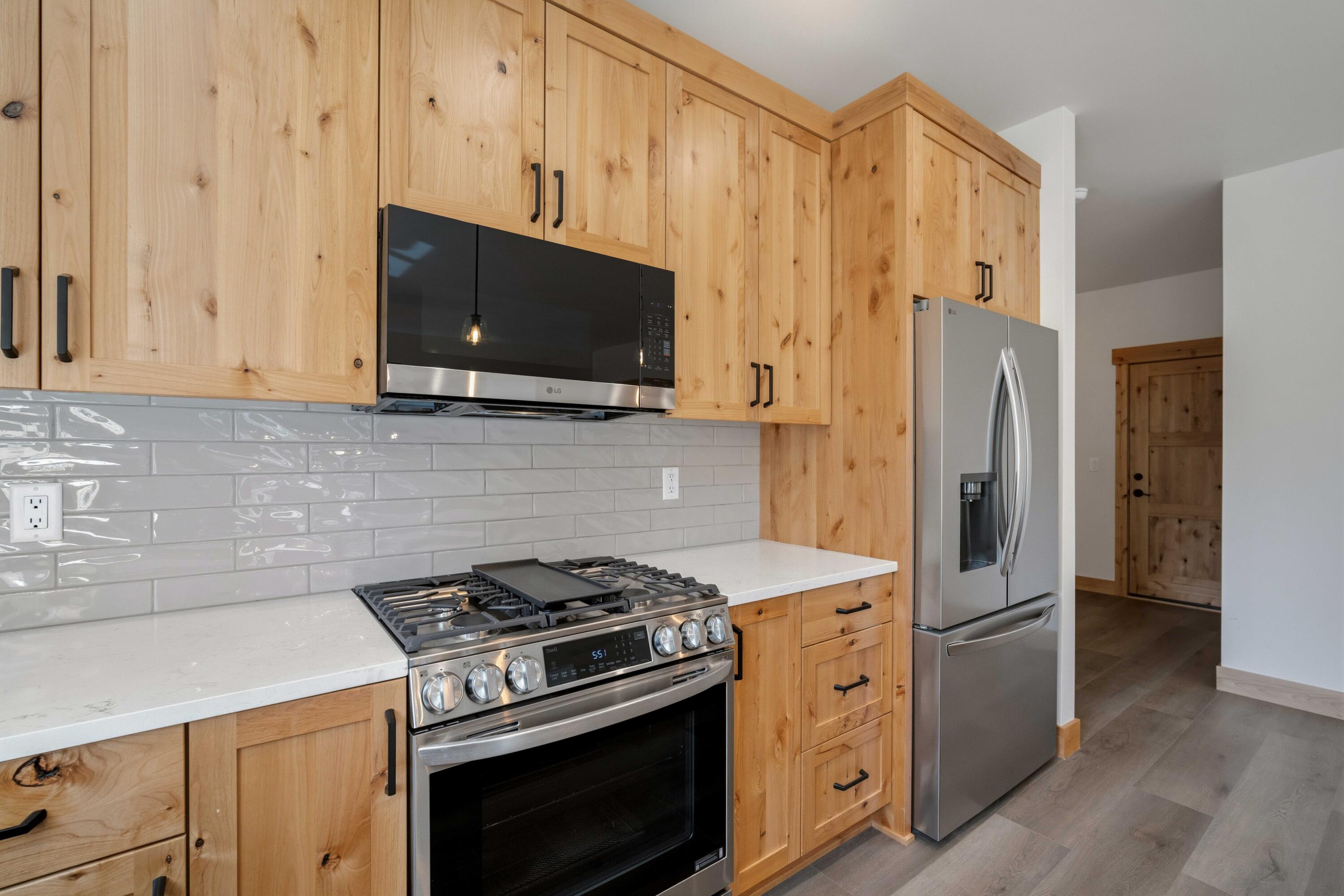 17146 Covina Road Bend, OR 97707 - Photo 7 of 65