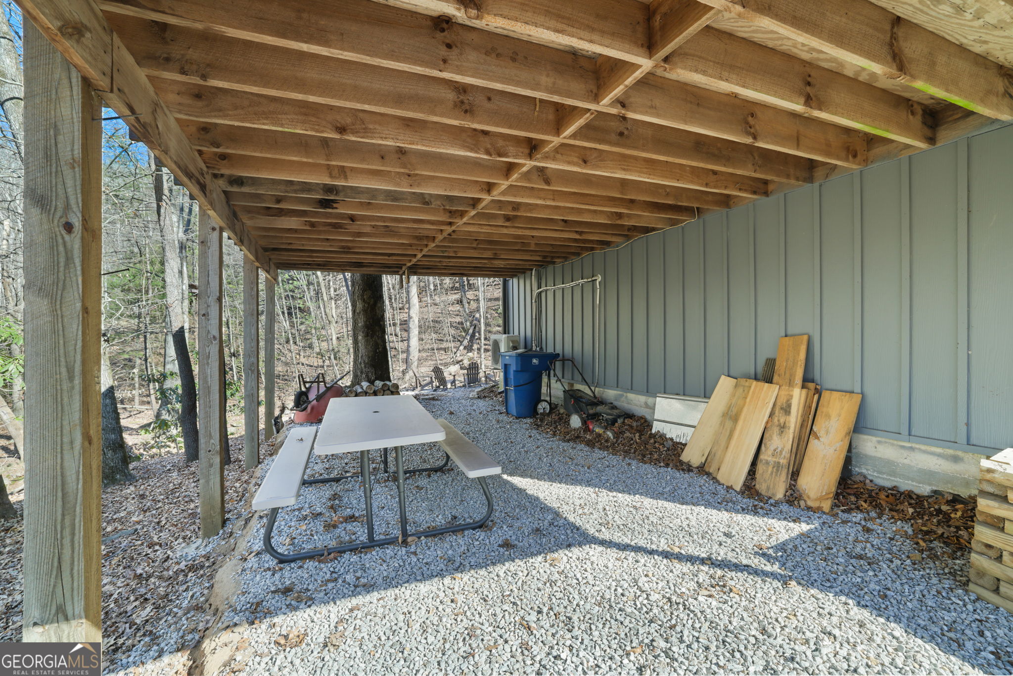 355 Henslee Hollow Lane Rabun Gap, GA 30568 - Photo 36 of 47 a living room with furniture