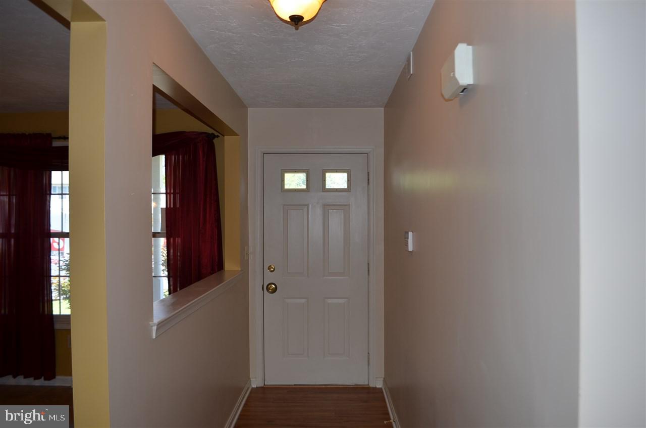 148 Meadow Road York, PA 17406 - Photo 2 of 22 Gallery Image 2