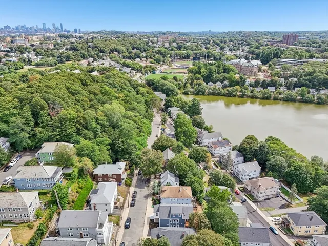 $1,170,000 | 32 Larch Street, Unit 32, Boston, MA 02135