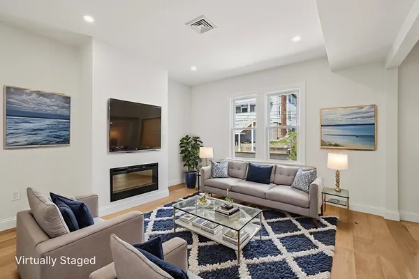 $1,155,000 | 32 Larch Street, Unit 32, Boston, MA 02135