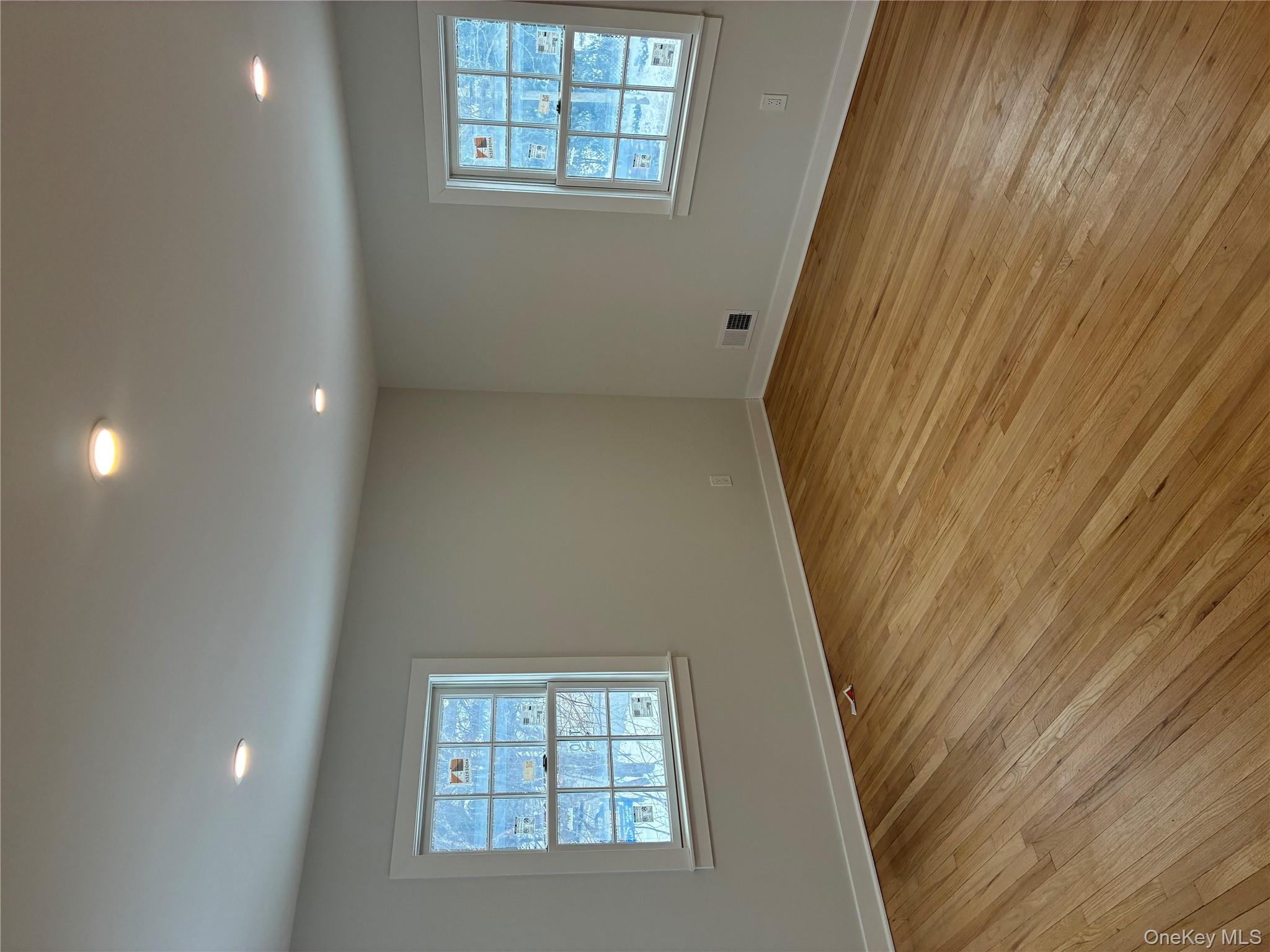 204 East Shore Road Great Neck, NY 11023 - Photo 13 of 17